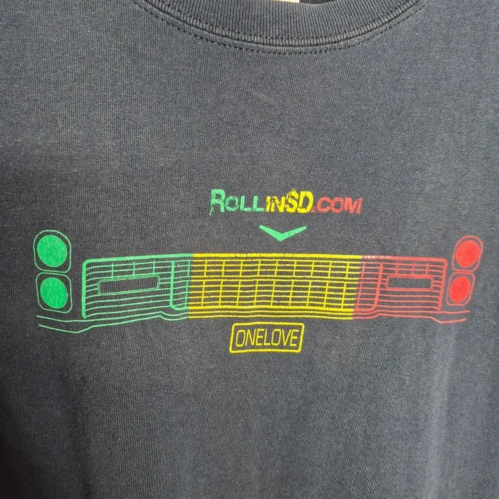 Vintage Y2K Rollin SD California One Love T Shirt Size‎ XL